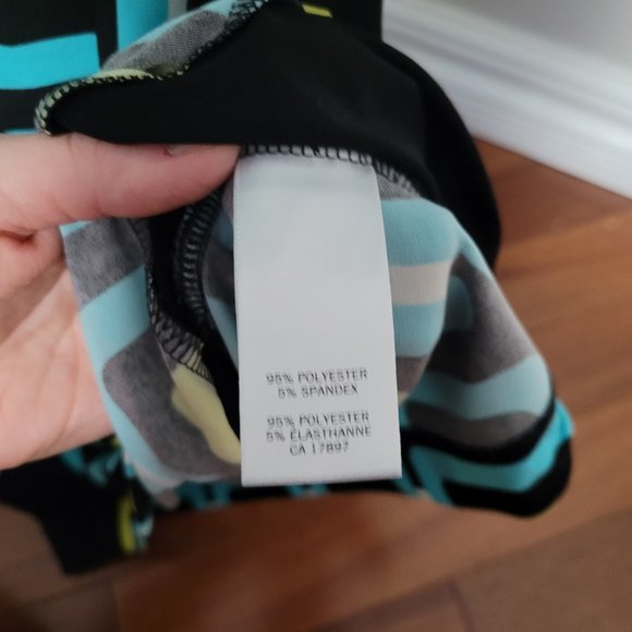 Abstract Dress - Picture 4 of 4